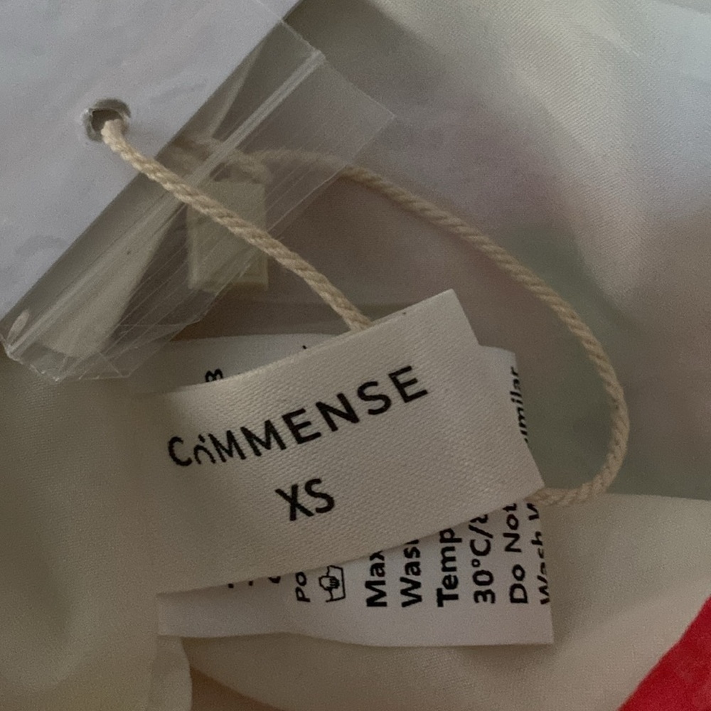 Commense Cream, Rose and Green Floral Dress XS NWT - Picture 15 of 16